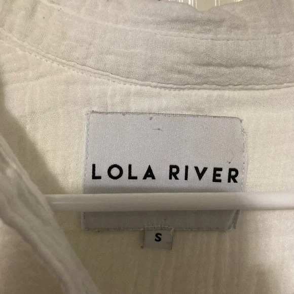 Women's White Button Down Shirt - Picture 4 of 4